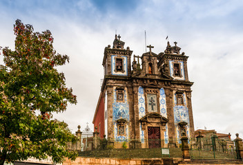 old church in Porto in Portugal - obrazy, fototapety, plakaty