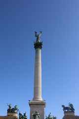 Fototapeta na wymiar Monument in Budapest