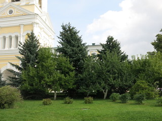 Fototapeta na wymiar monastery garden landscape