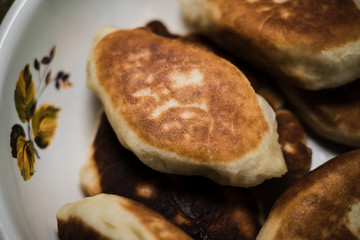 Many pies in a white cup