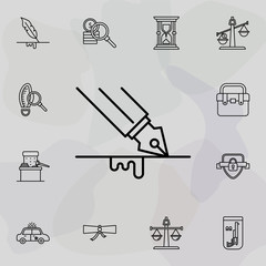 Obraz premium Writing, typing icon. Universal set of law and justice for website design and development, app development