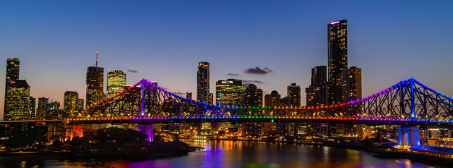 Brisbane City by night, Queensland, Australia - obrazy, fototapety, plakaty