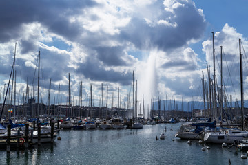 レマン湖とジュネーブ噴水