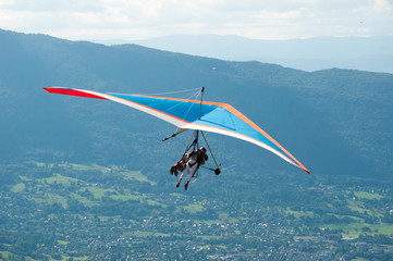  hang gliding over Lake Annecy
