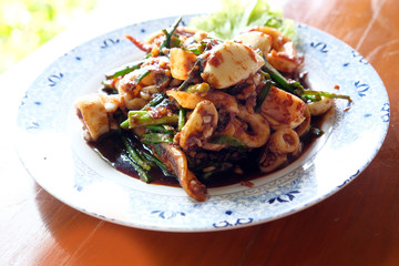 Fried squid with Thai chili paste