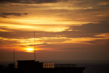 Fototapeta premium オレンジ色の空