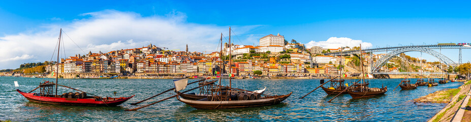 Panorama of the city of Porto on the Douro River in Portugal - obrazy, fototapety, plakaty