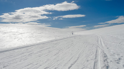 Fototapeta na wymiar Mountain skislopes Norway