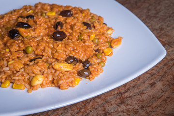 food, snack, fried, meal, plate, delicious, white, meat, nut, healthy, bowl, dish, appetizer, baked, dinner, isolated, sweet, bread, cuisine, tasty, nuts, almonds, dessert, lunch, roasted, sauce, tort