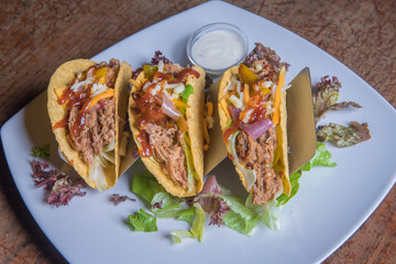 food, snack, fried, meal, plate, delicious, white, meat, nut, healthy, bowl, dish, appetizer, baked, dinner, isolated, sweet, bread, cuisine, tasty, nuts, almonds, dessert, lunch, roasted, sauce, tort