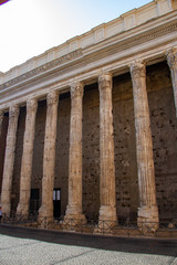 Naklejka premium columns in italy