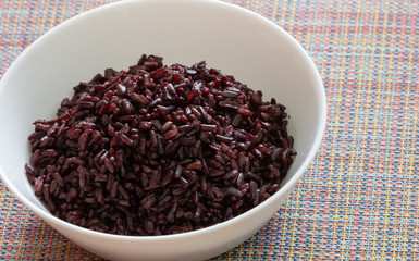 Riceberry cooked in a white cup