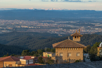 Fototapeta na wymiar Panoramatic view of Pyrenees from top of Tibidabo in barcelona