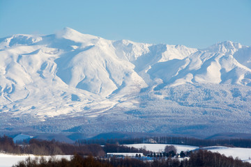 雪山の山頂　十勝岳