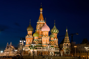 Fototapeta na wymiar Night view of Saint Basil's Cathedral ( The Cathedral of Vasily the Blessed) in Red Square, Moscow, Russia.