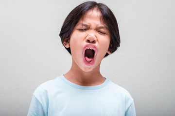 Child Shouting with Pressure