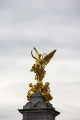 Fototapeta na wymiar golden statue of an angel