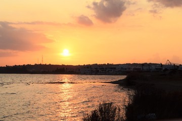 Fototapeta na wymiar Beautiful sunset, sea, nature background 