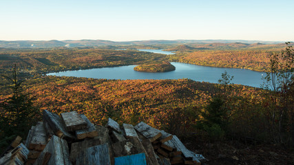 panoramic view of the lake and mountain at sunset in autumn