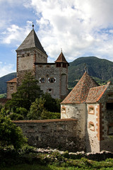 Fototapeta na wymiar Castel Trostburg presso Ponte Gardena (Bolzano)