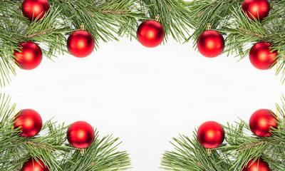 Fototapeta na wymiar christmas tree with red balls