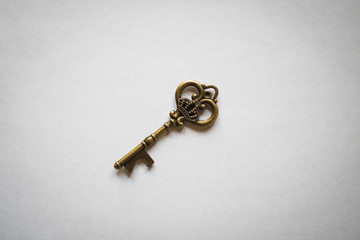 Metal Alloy Ancient Skeleton Key Bottle Opener