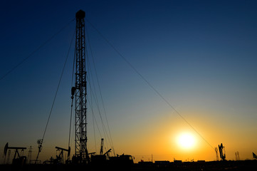 The oil workers in the job
