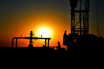 The oil workers in the job