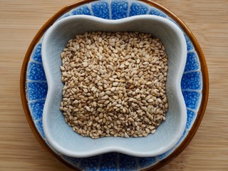 Sesame seeds in a ceramic bowl
