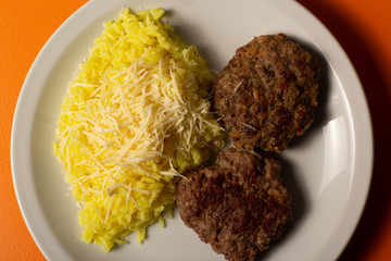 Hamburguesas de carne vacuna