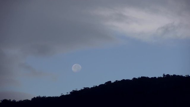 加計呂麻島の空と海