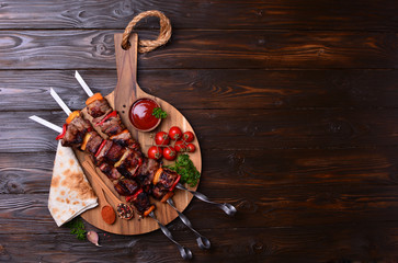  Kebab with spices and vegetables