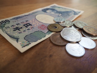 日本の小銭とお札