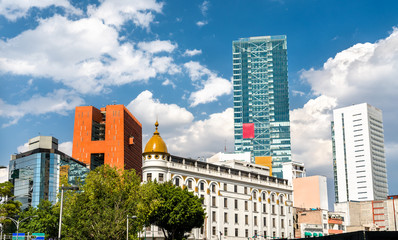 Fototapeta premium Skyline of the business district of Mexico City