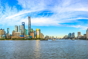 Obraz premium Architectural landscape and city skyline in Shanghai