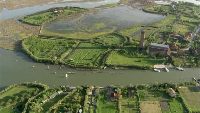Veduta aerea della laguna veneta e dell'isola di Torcello
