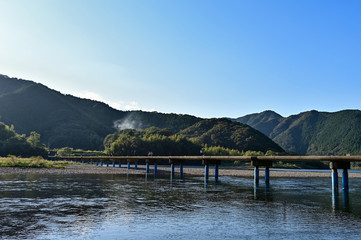 四万十川　佐田の沈下橋