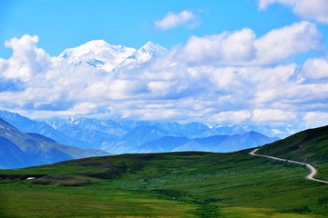 Road to Denali Mountain - Alaska 
