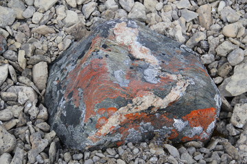 bunt gemaserter Stein, in der Arktis