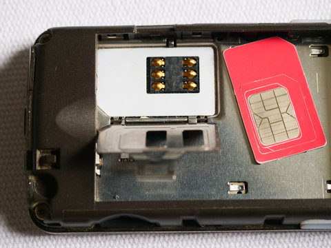 SIM cards in old mobile phones