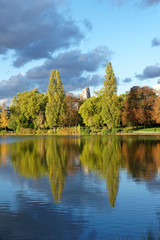 Daumesnil lake in Paris city