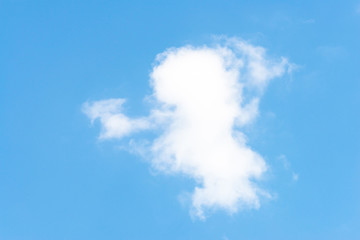 Wolken am Himmel die wie Gesichter aussehen (Pareidolie) - obrazy, fototapety, plakaty