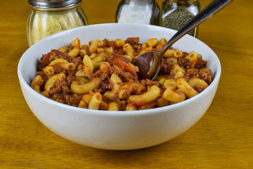 american chop suey in a bowl,