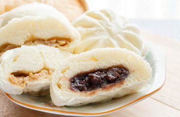 肉まんあんまん