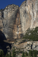 Fototapeta na wymiar Yosemite waterfall goes dry every fall, after all of the snow melts