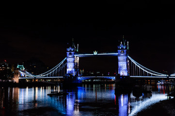 Fototapeta na wymiar London Bridge by Night