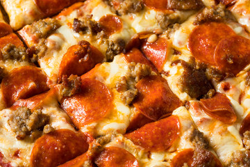 Homemade St Louis Style Pepperoni PIzza