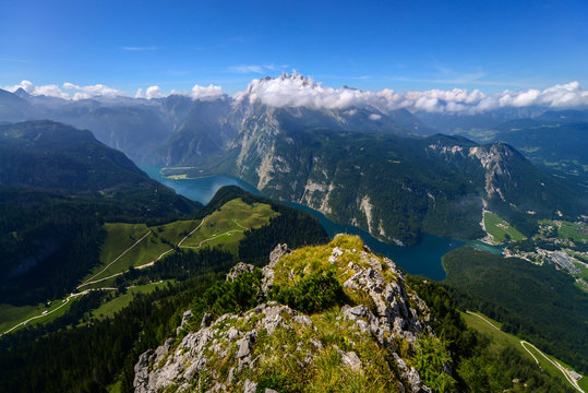 K&ouml;nigssee Watzmann Jenner Panorama Berchtesgaden Seilbahn Eagles Nest Deutschland Alpen Nationalpark Bayern Berge Sommer Natur Tourismus Attraktion 