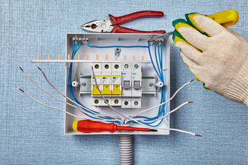 Consumer unit fuse box wiring diagram.