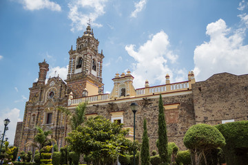 Fototapeta na wymiar church of cholula puebla mexico